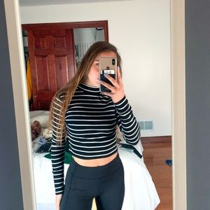 Stripped Long Sleeve Crop Top